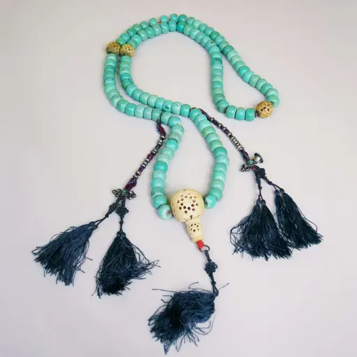 Mindfulness Meditation with Lavina Shamdasani 08/14/2025