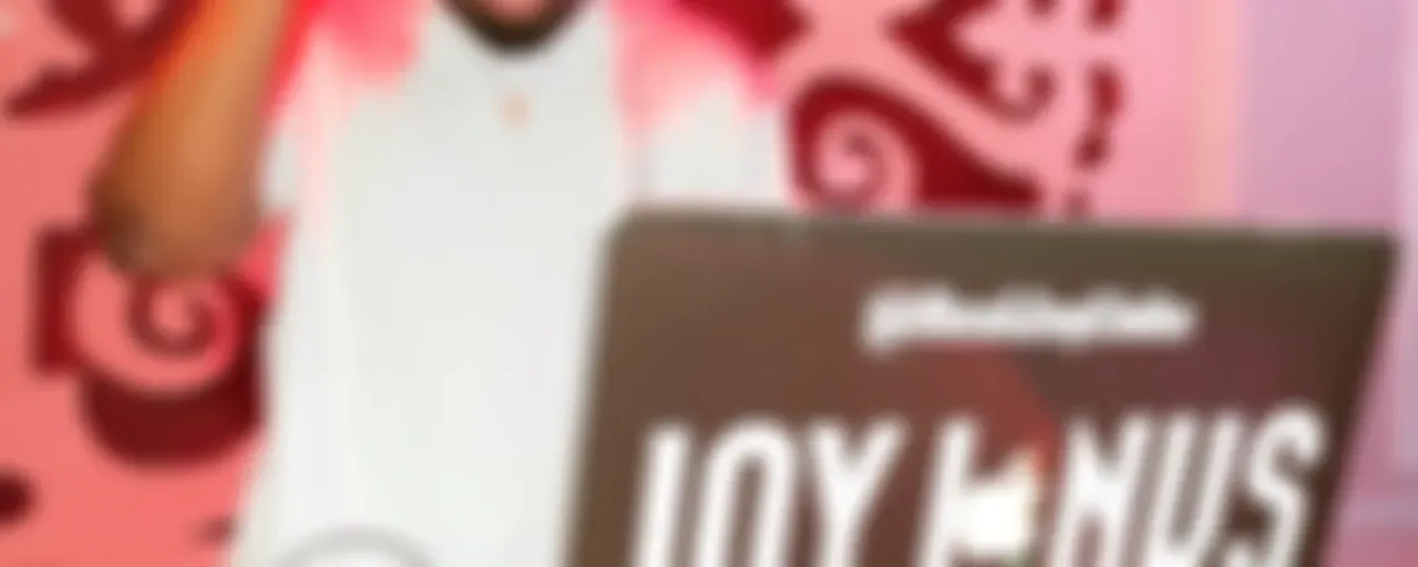 "YOUR IN THE MIX WITH JAYLINKS"