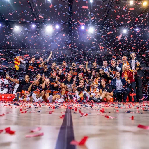 Tirando a Fallar: historia en Estados Unidos, Valencia recobra el cetro y las reflexiones del seleccionador nacional