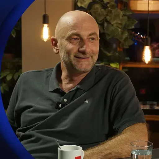 Adis Bećiragić zaplakao u podcastu: Čitav život nosim krivnju što nisam bio dobar sin