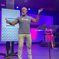 Que Deus possa abrir seus olhos!