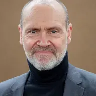 Simon Beckett: „Dass ich eine Liebesgeschichte schreibe, wird nie passieren“