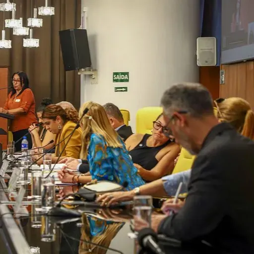 30.04.2026 = AUDIÊNCIA PÚBLICA DEBATEU CARTILHAS DE PADRONIZAÇÃO DO SERVIÇO FUNERÁRIO