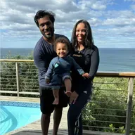 Yolani Abrahams is aan die gang