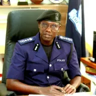 Li Ci Deuk Bi 2025-12-24 19:00