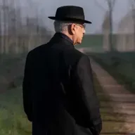 Artykuł: Paolo Sorrentino rozprawia o włoskiej polityce. „La grazia” oczarowała Wenecję