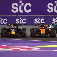 Piastri vence, assume a liderança e dá recado a Verstappen!