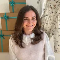 17. THRIFTHOOD: How to launch a pre-loved children's clothing company with Sarah Smith, co-founder of Thrifthood 