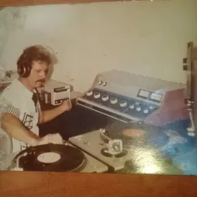 favorita inolvidable 102.5 fm