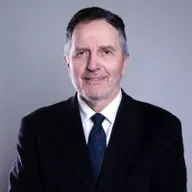 Roberto Ampuero: "Conversiones y conversos"