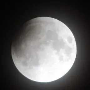 la luna de yosy