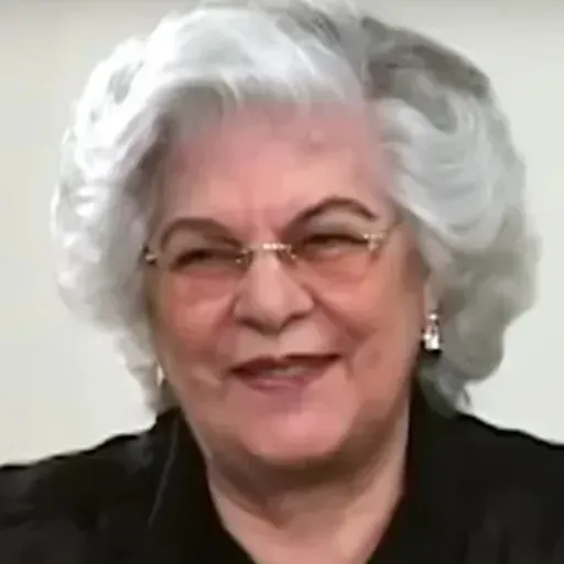 Devemos ajudar sempre? - com a médium Isabel Salomão de Campos