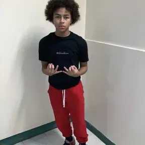 Guxtaaxt