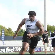 Jimmy Williams III 24' 6'5 290lbs RT/LT, American Heritage, Ft. Lauderdale FL