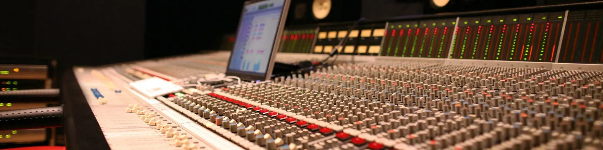 CANADA LATIN RADIO