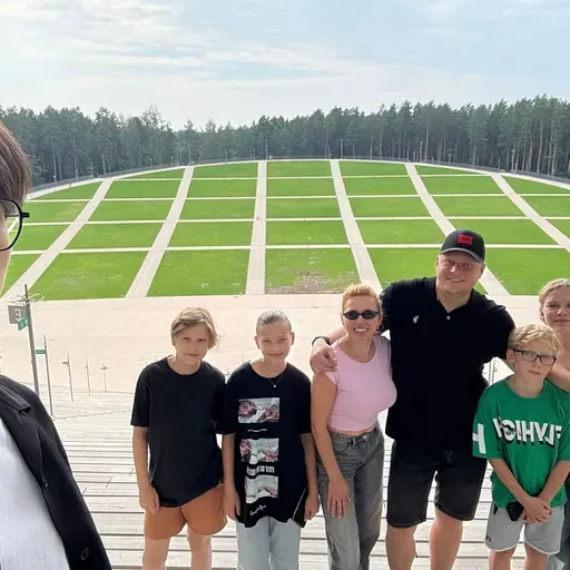 Atvērt savas durvis citiem ir viegli, pat, ja tev nav "māja no zelta". Stāsta Baiba Stjade