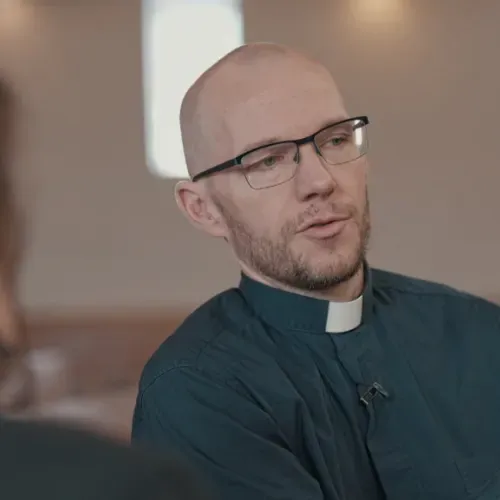 Morgunlestur leygardagur 28.mars 2026