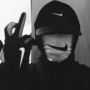 MANIN900