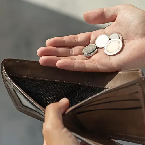 Áp lực tiền bạc gây lão hóa tim mạch