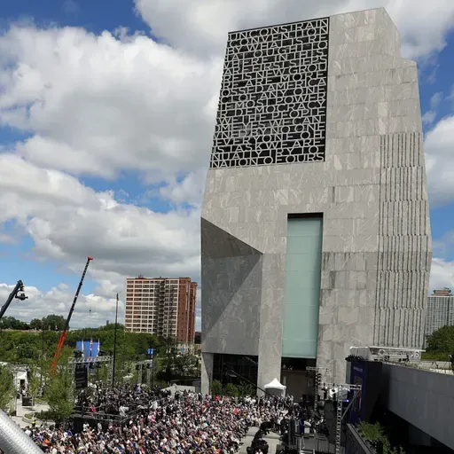Obama's new Presidential Center and his tricky relationship with the South Side