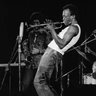 89. Miles Davis eléctrico (70-71): jazz-rock, libertad y el apogeo de un trompetista