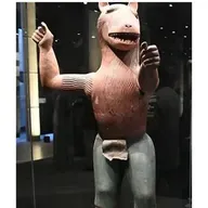 #186 Exposição histórica intitulada "Arte beninense ontem e hoje"