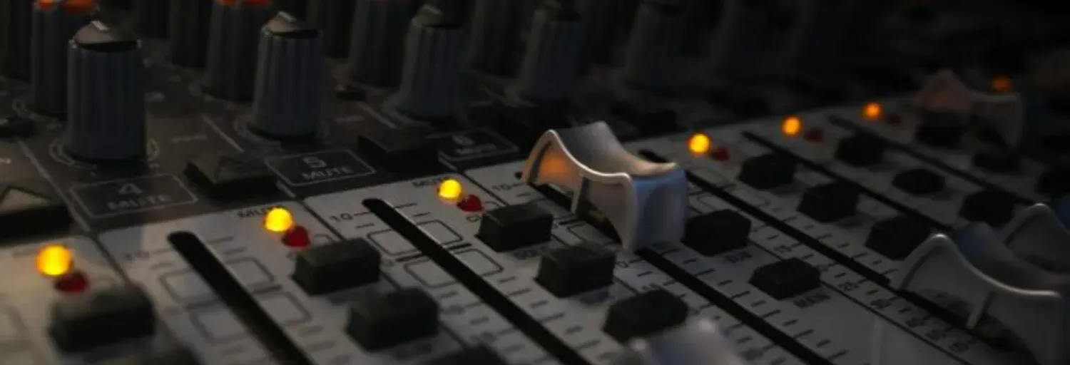 ESTA PUEDE SER TU RADIO ONLINE