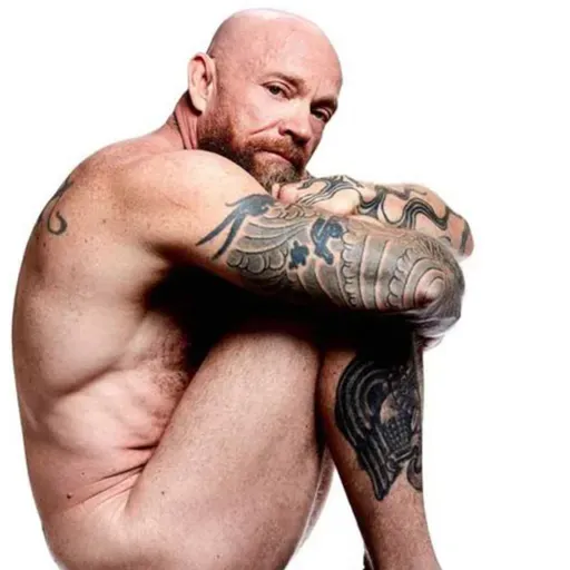 De gays, transexuales y eunucos.