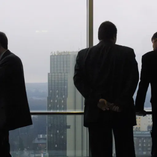 Triniti eetris. Lõppenud aasta äridiilid: 90ndate tegijad hakkavad asju kokku pakkima