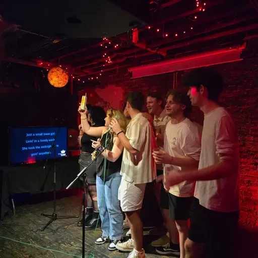 Nebbiiee's Proxy Doxy