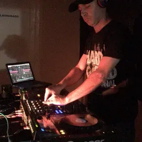 Hitbrother Radio