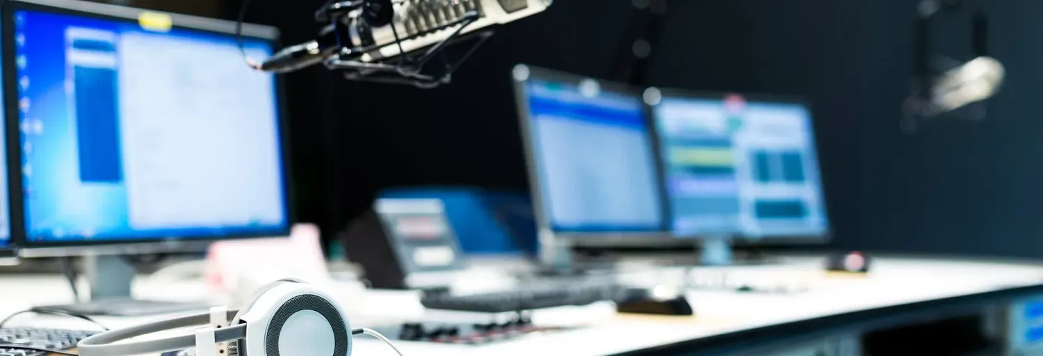 Studio 99.1 Flash Fm