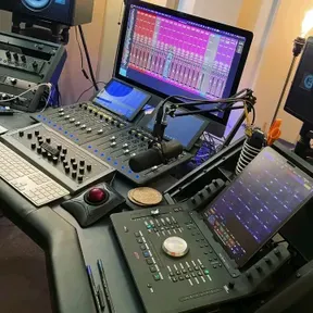 MOOV7 RADIO