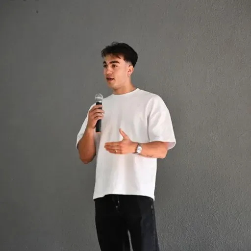 ¿Dónde está la esperanza? por Alejandro Pérez Conejero, antiguo alumno San Ignacio