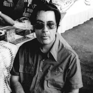 Lunes 10 de abril / junto a Camila Melide ¿Quién es Jim Jones?