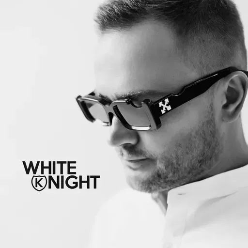 Alexey Romeo - White Knight #403