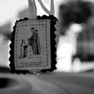 RC.244: Como usar o escapulário de Nossa Senhora do Carmo?