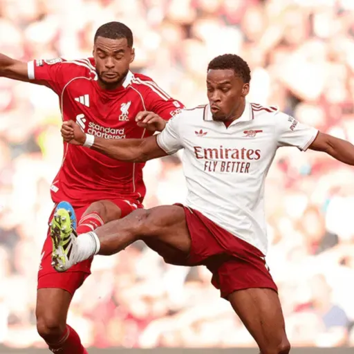 【英超】史上最狂转会窗！笑谈利物浦阿森纳，榜首大战与转会表现！