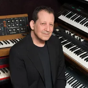Remnant Ministries Funkmaster salutes Pianist Extraordinaire Jeff Lorber