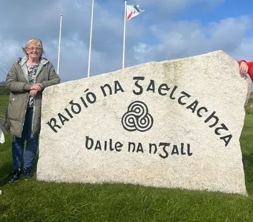 Deirdre de Bhailís, Máire Uí Mhurchú, Ann Ní Chiobháin.
