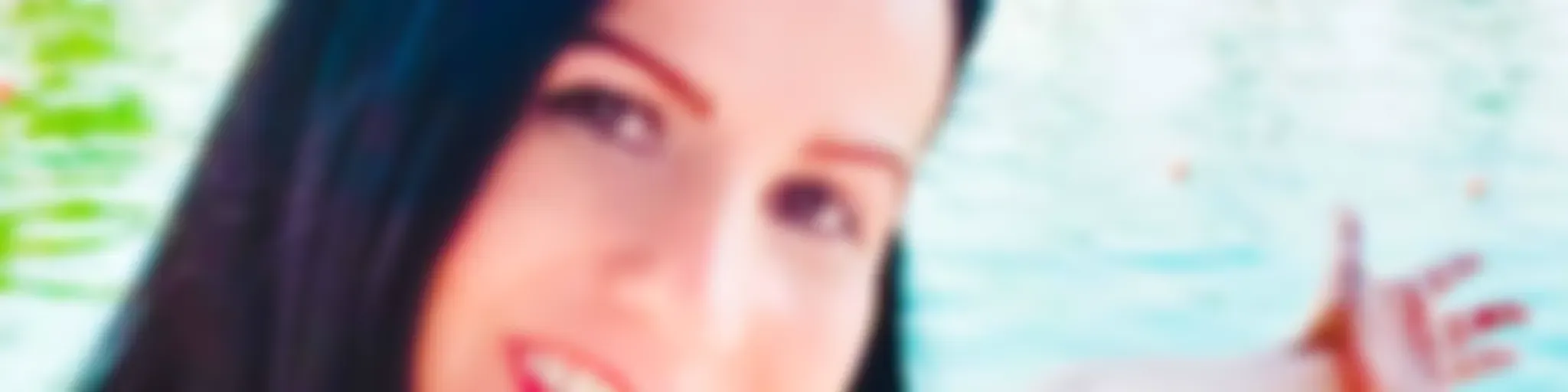 Youtuber: Regina Ferreira 5