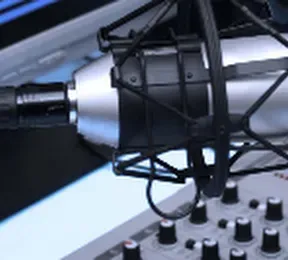 RADIO MELODY FM LIVE