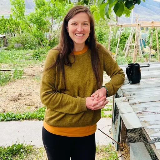 Bonnie Klohn "Rabbitbrush Urban Farm & Apiary"