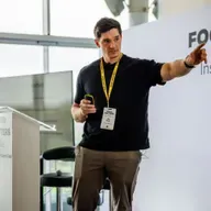 595: Sports nutrition and functional ingredients - what the science says