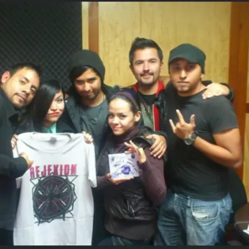 Fernando Quiroz & Rejexion invitados en 1075 FM