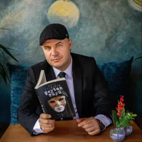 İlişki Koçu Adil Yıldırım