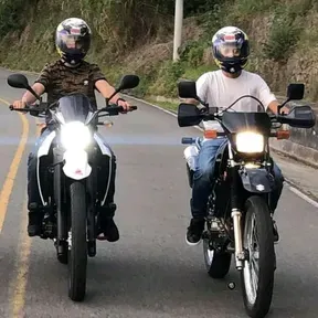 -Los Intocables-