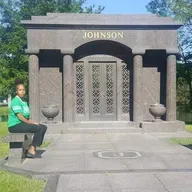 ‘Have you checked on your ancestors?’ This woman brings dignity to deceased Black Chicagoans