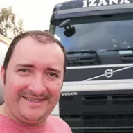 01 - El camionero de Berisso: Una historia de rock y pasión