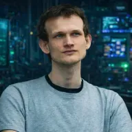 Vitalik Buterin envisage un avenir plus cypherpunk pour Ethereum, tout en continuant à vendre ses ETH